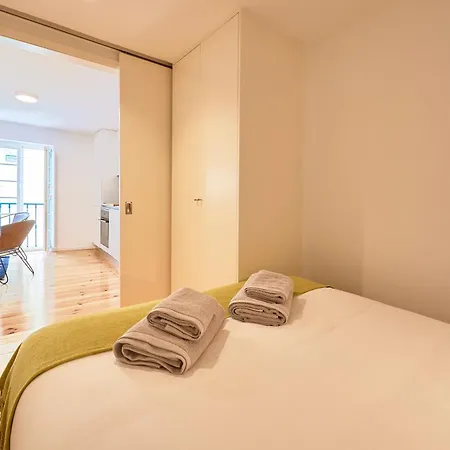 The - Pocinho Lisboa